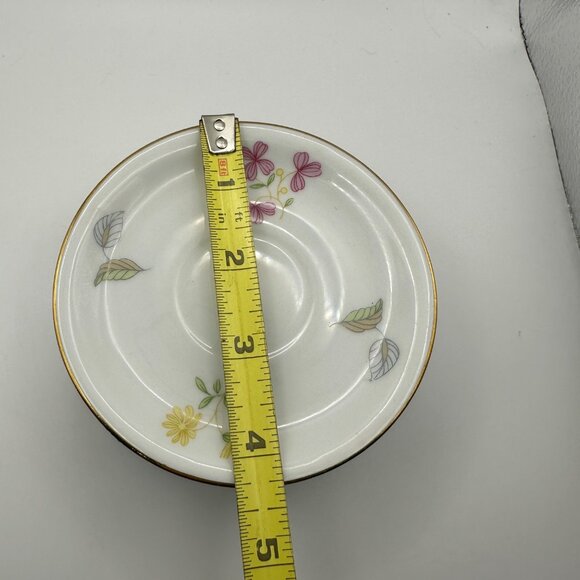 Set of 6 Winterling pattern 62 Germany 4.5” white floral saucers - Picture 6 of 6
